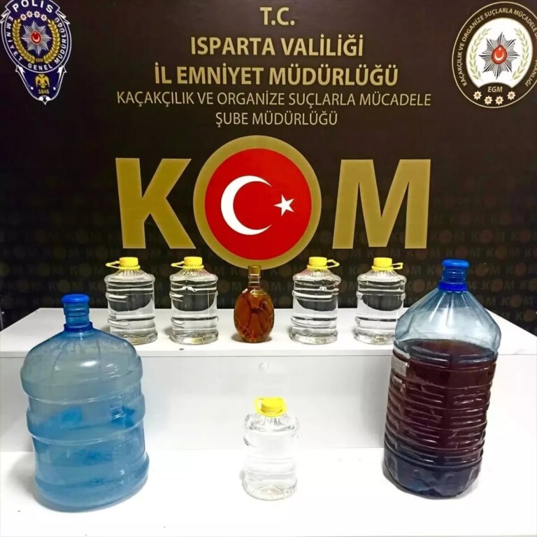 ispartada-kacak-alkol-operasyonu-rvbm7gcR.jpg