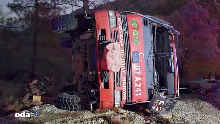 orman-yanginina-giden-arazoz-devrildi-P93gSXpg.jpg