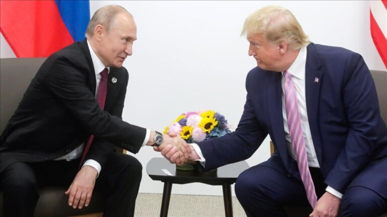 trump-putin-ile-gorusmek-uzere-alaskaya-geldi-cQOFVWpC.jpg