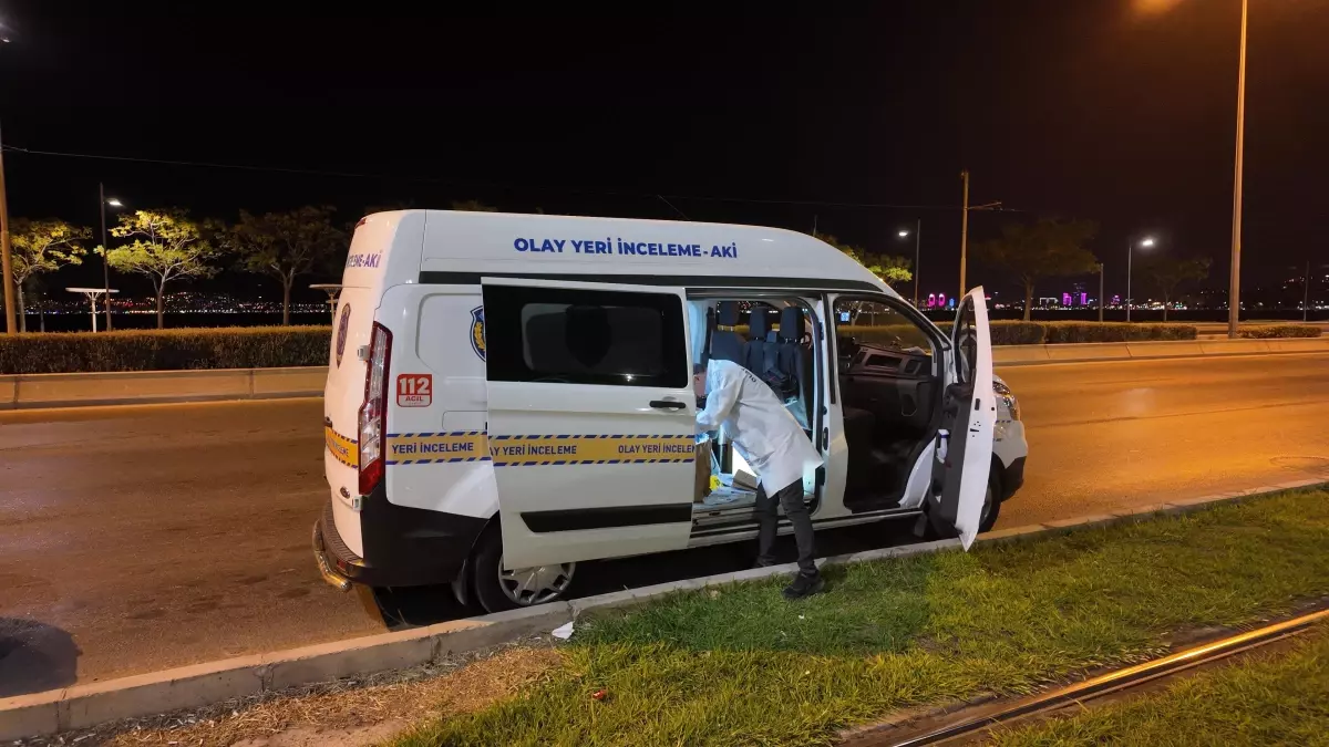 izmirde mac sonu bicakli silahli kavga olu ve yaralilar var Gdlc8VBY