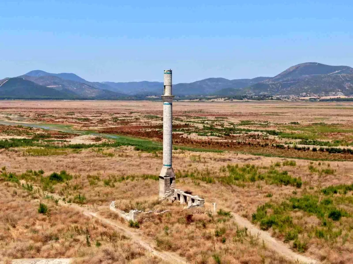 izmirde su seviyeleri kritik dususte eTXP2NfB