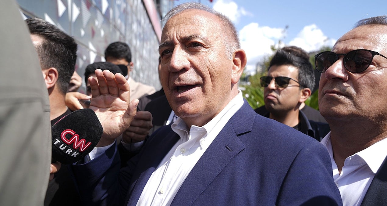 son dakika gursel tekin gerginligi yarina erteledi yarin gidecegim Cse7sfCO