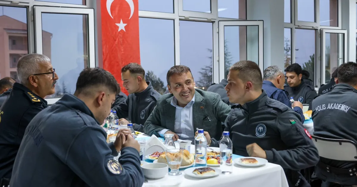 bilecikte vali sozer polis adaylariyla bulustu 7Kebfzg1