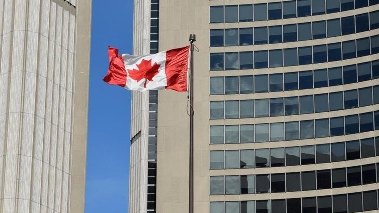 kanadadan abd tarifelerine karsi 141 milyar dolarlik butce plani X4AWlDgK.jpg