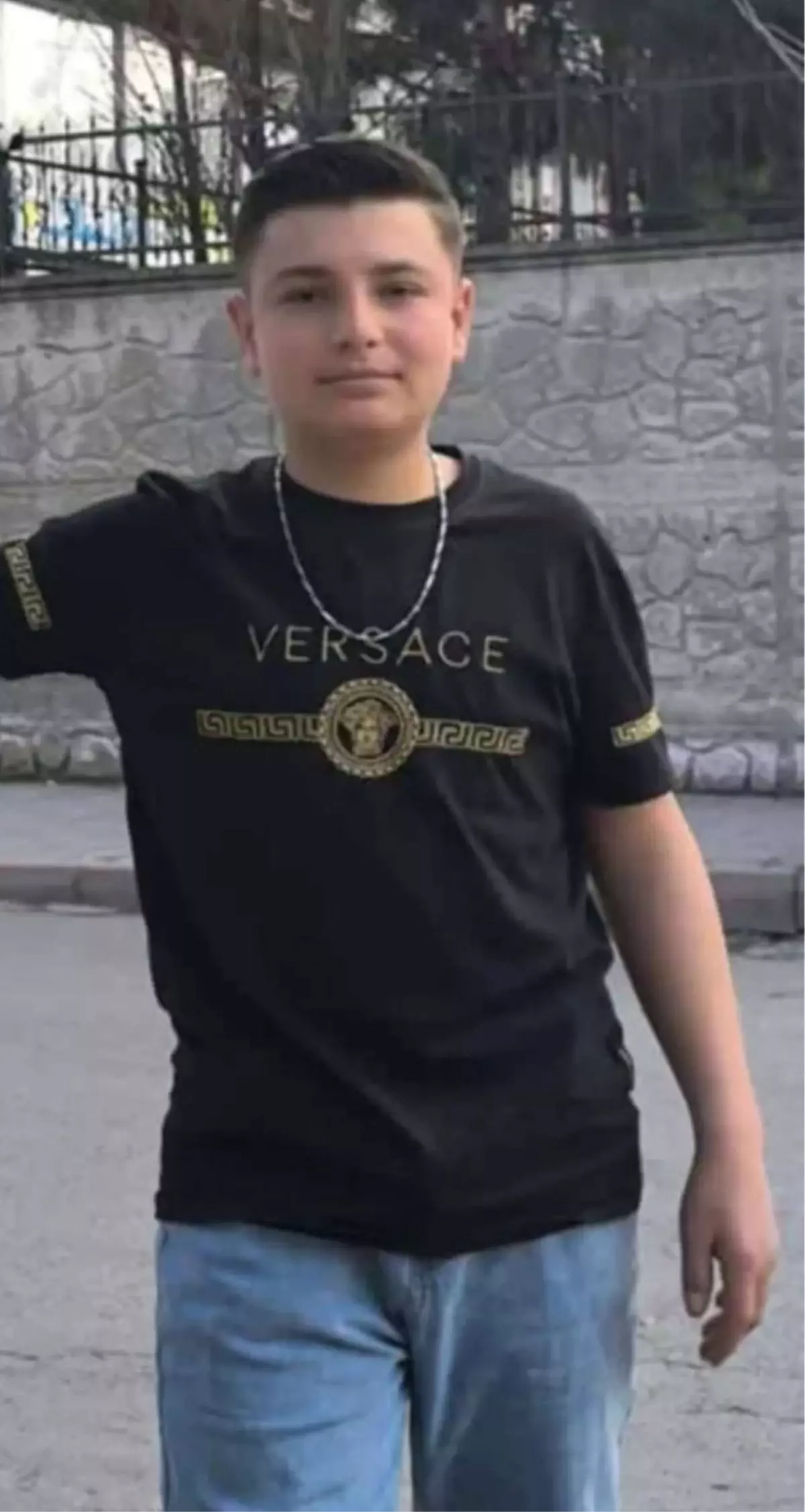 sarampole devrilen otomobilde genc hayatini kaybetti gOd54rIc.jpg