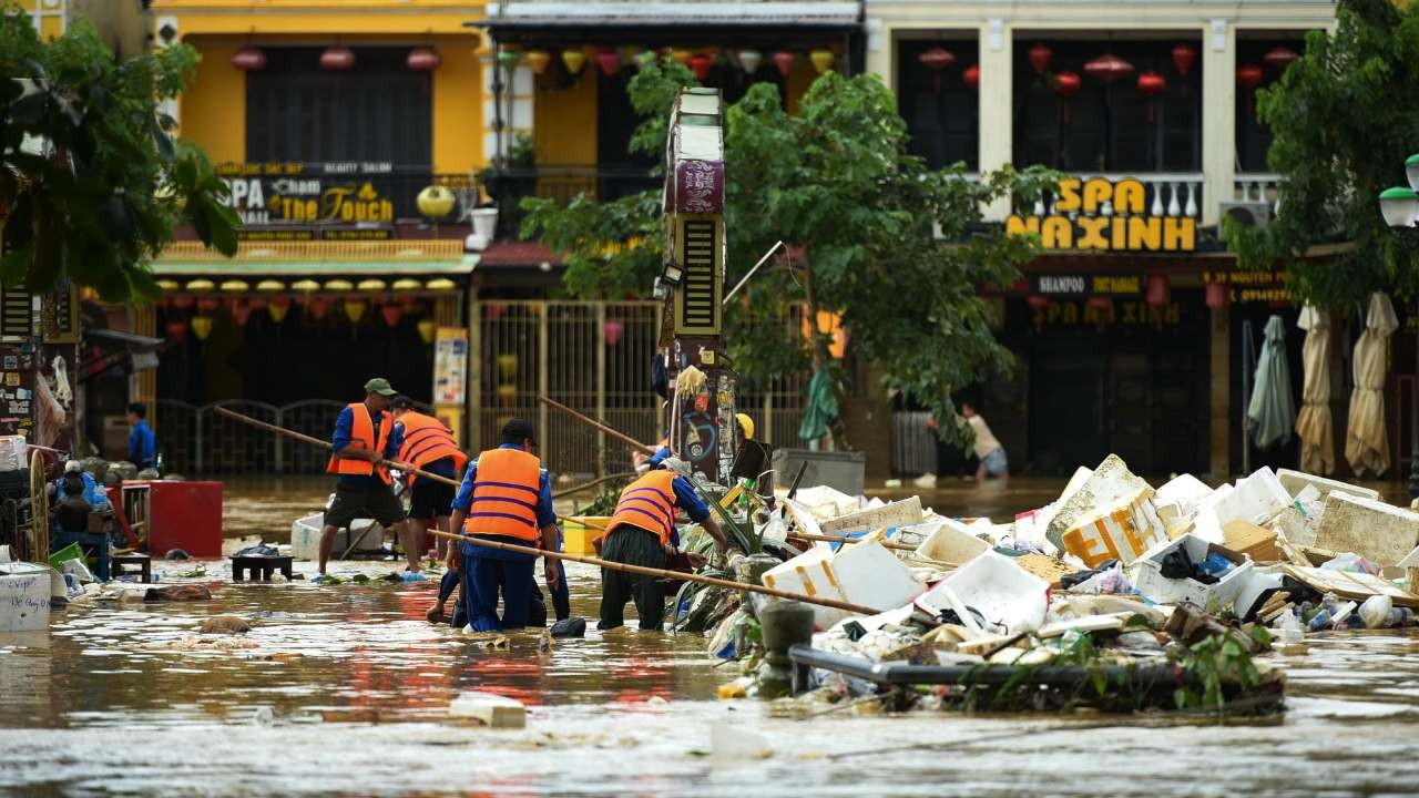 vietnami sel ve heyelan vurdu 28 olu GGYYFm6N.jpg