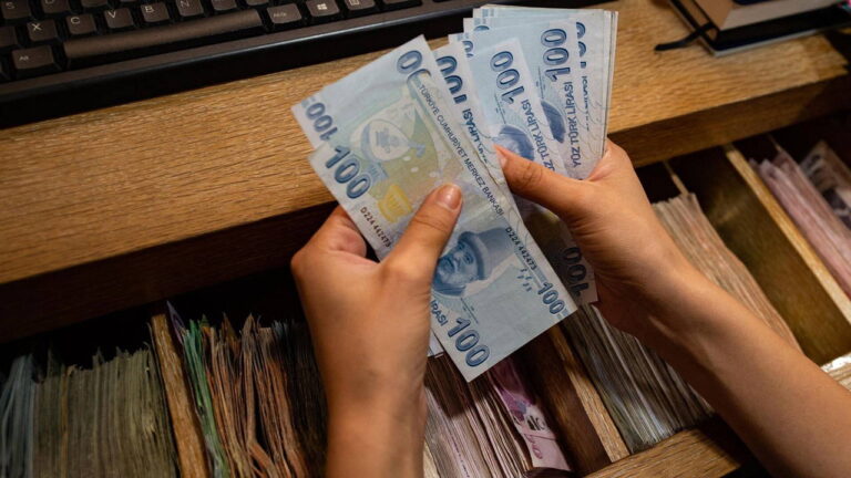 emekli-ve-memur-zamminda-hesaplar-degisti-iste-yeni-artis-senaryosu-jjthgmAJ