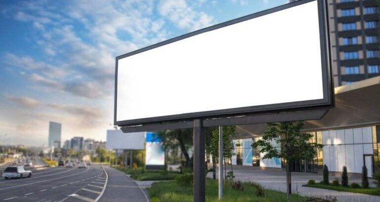 reklam-panolarinda-yasak-basladi-hepsini-kaldirdilar-ZB5pnuuM